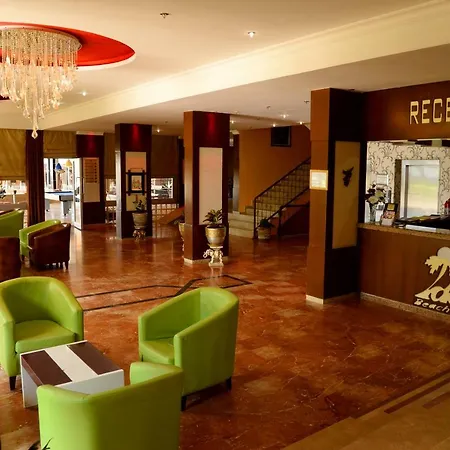 Royal Ideal Beach Hotell