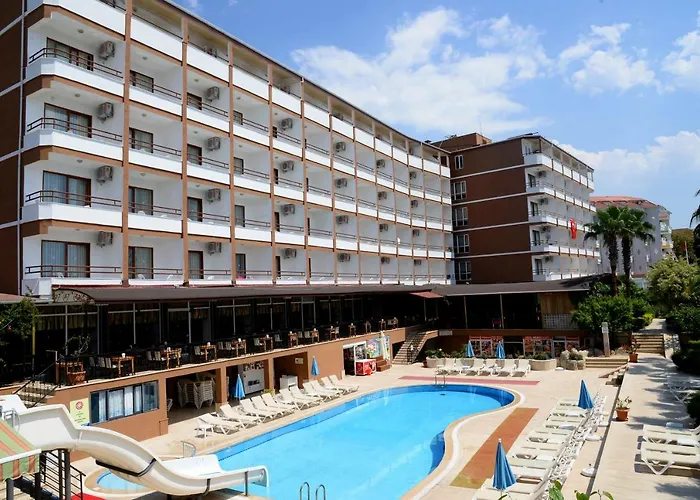 Royal Ideal Beach Hotell *