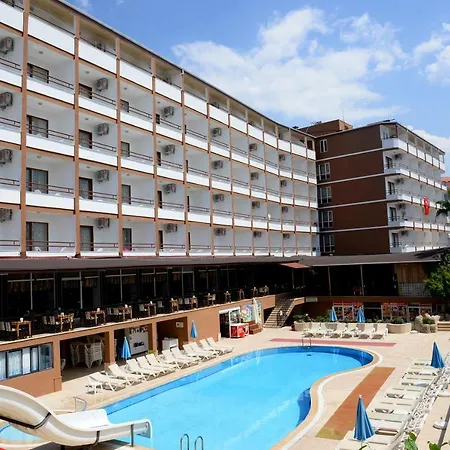 Royal Ideal Beach Hotel *