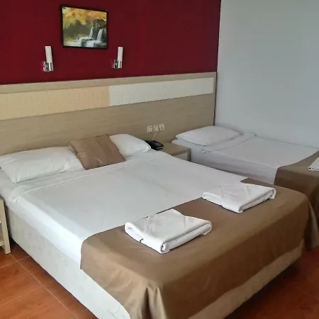 Hotel Royal Ideal Beach *